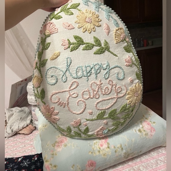 Shabby Chic Easter pillow - Picture 2 of 6